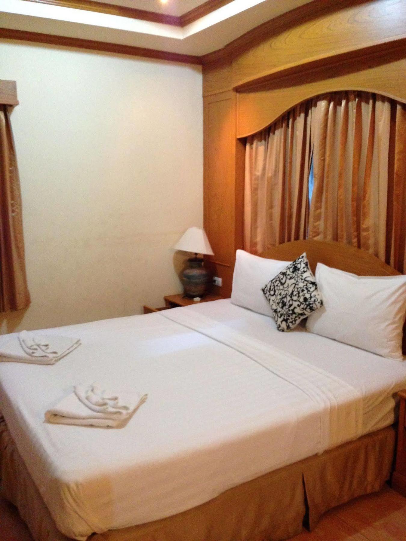 Hotel The House Patong Exterior foto
